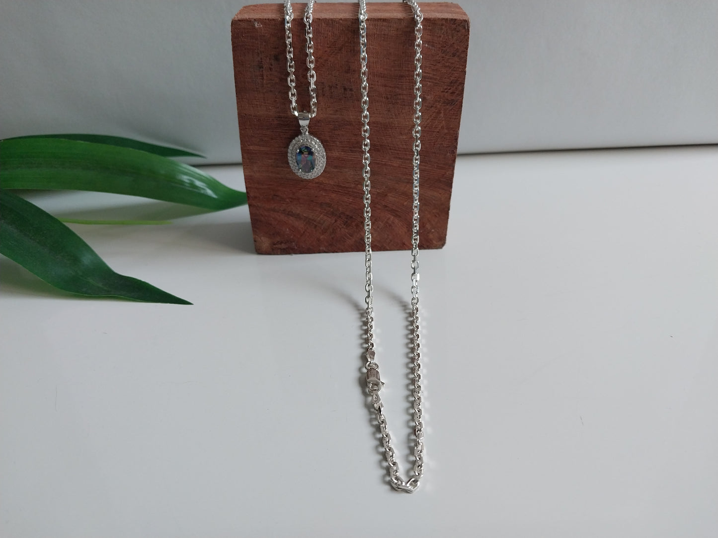 Corrente de Prata 925 - Cartier Elo Médio e Pingente de Prata Pedra Colorida