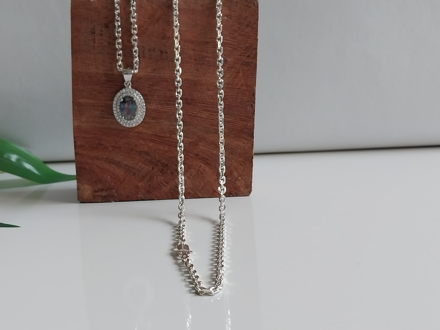 Corrente de Prata 925 - Cartier Elo Médio e Pingente de Prata Pedra Colorida