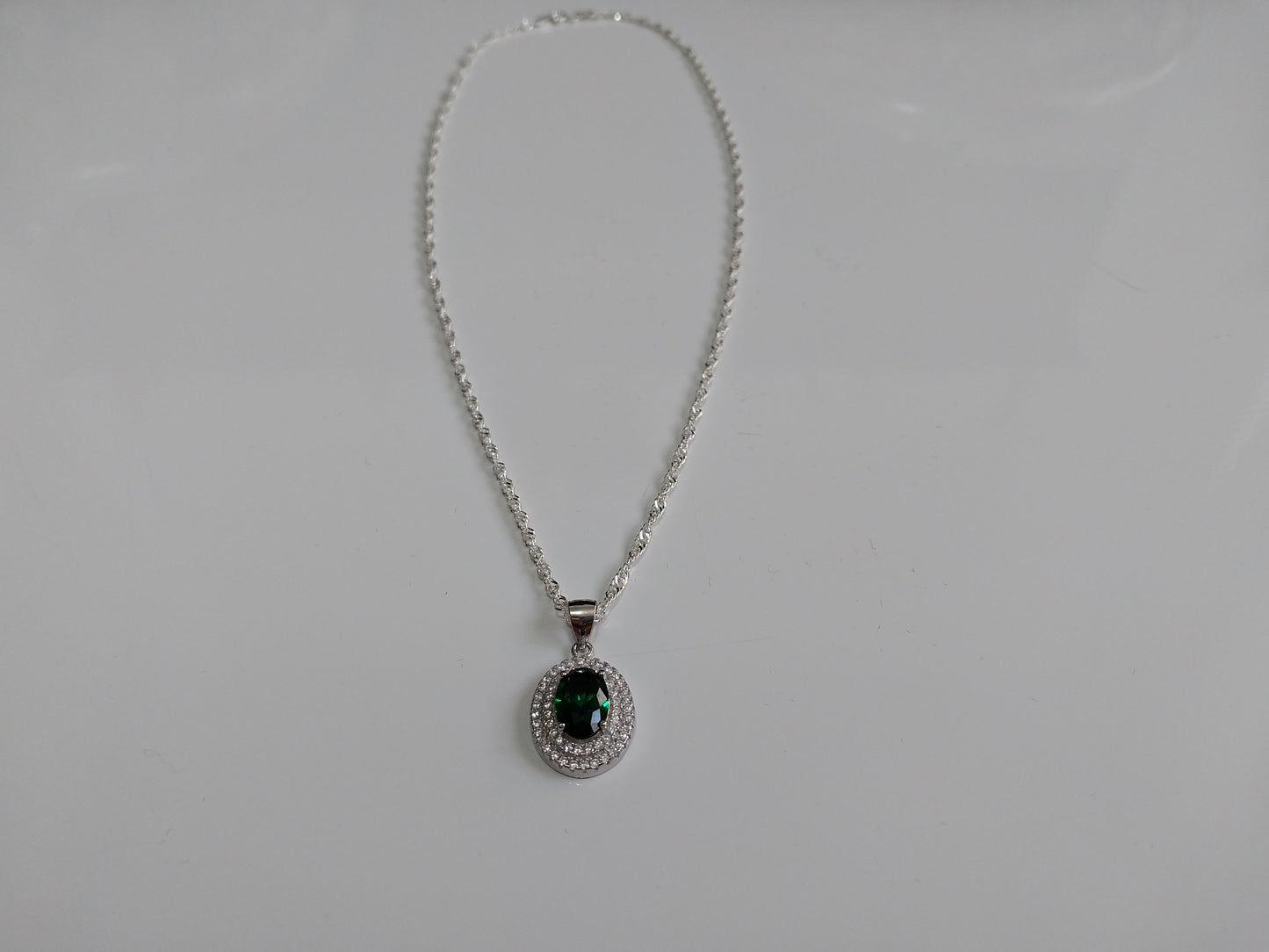 Colar de Prata 925 - Elo Singapura com Pingente de Prata Pedra verde.